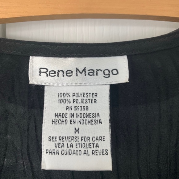 🌱2 for $40 Blouse - Picture 2 of 3